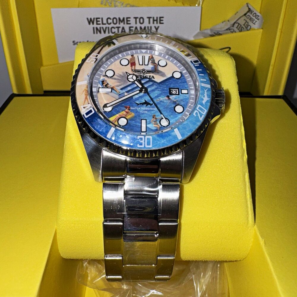 Invicta Pro Diver Men’s Summer Days Pool Quartz Stainless Bracelet W/Date 100m
